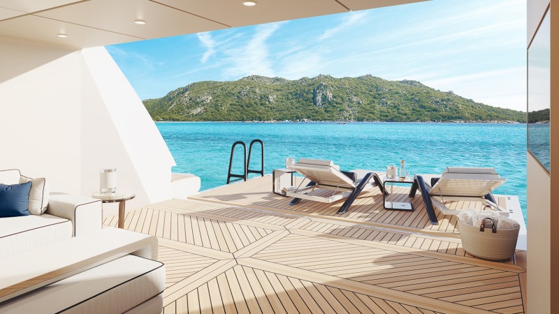beach club de iate de luxo Heesen com acesso direto ao mar e espaço de convivência premium