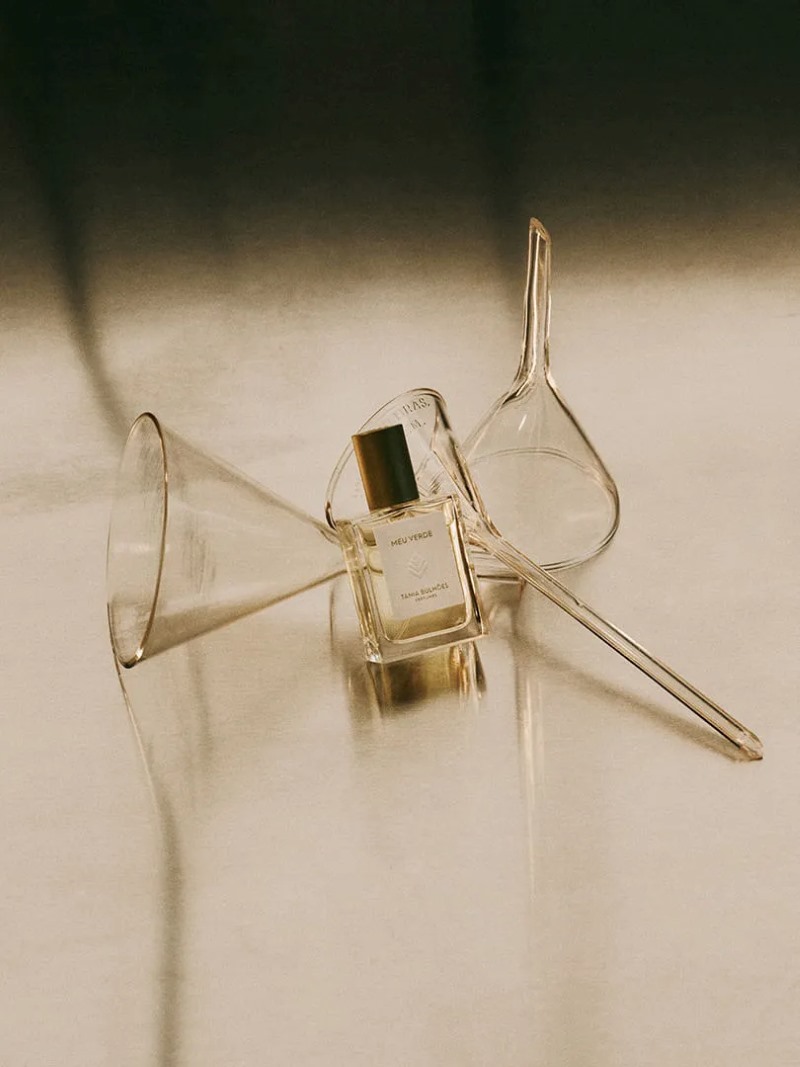 perfume feminino sofisticado Meu Verde Tania Bulhões fragrância cítrica com tangerina verde neroli e musk