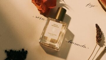 perfume feminino sofisticado Rosas Roubadas Tania Bulhões fragrância floral com rosa centifólia e âmbar