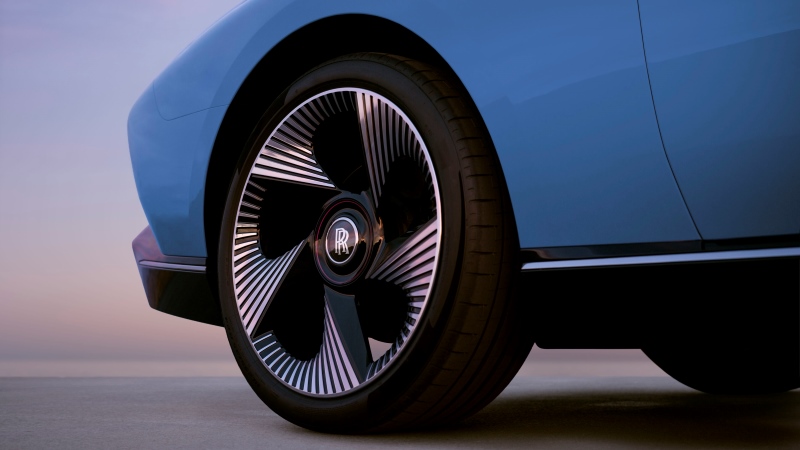 roda 24 polegadas Rolls Royce Nightingale design luxo exclusivo