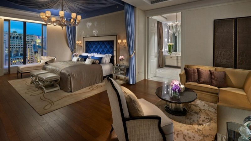 Quarto com cama king size na suíte presidencial do Mandarin Oriental Taipei