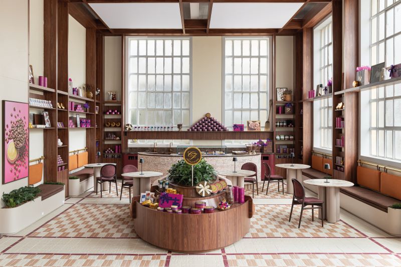 Café Livraria com Chocolat du Jour e UniSaber assinado pelo Studio Sitta+Barbo na CASACOR São Paulo 2026
