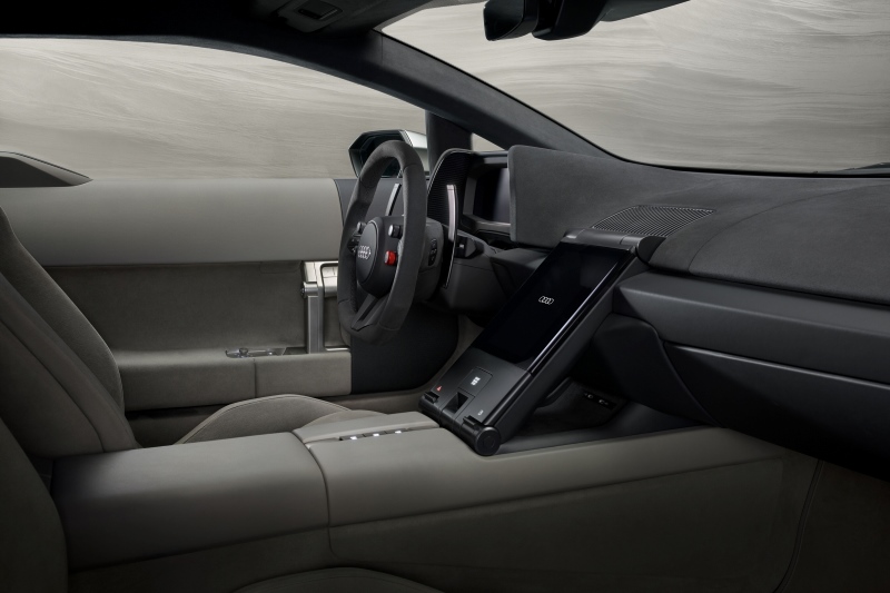 Interior do Audi Nuvolari 1 mostra painel volante e tecnologias do supercarro híbrido