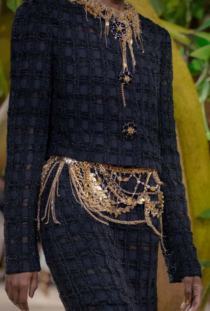 Alta Costura Chanel desenvolvida com o le19M