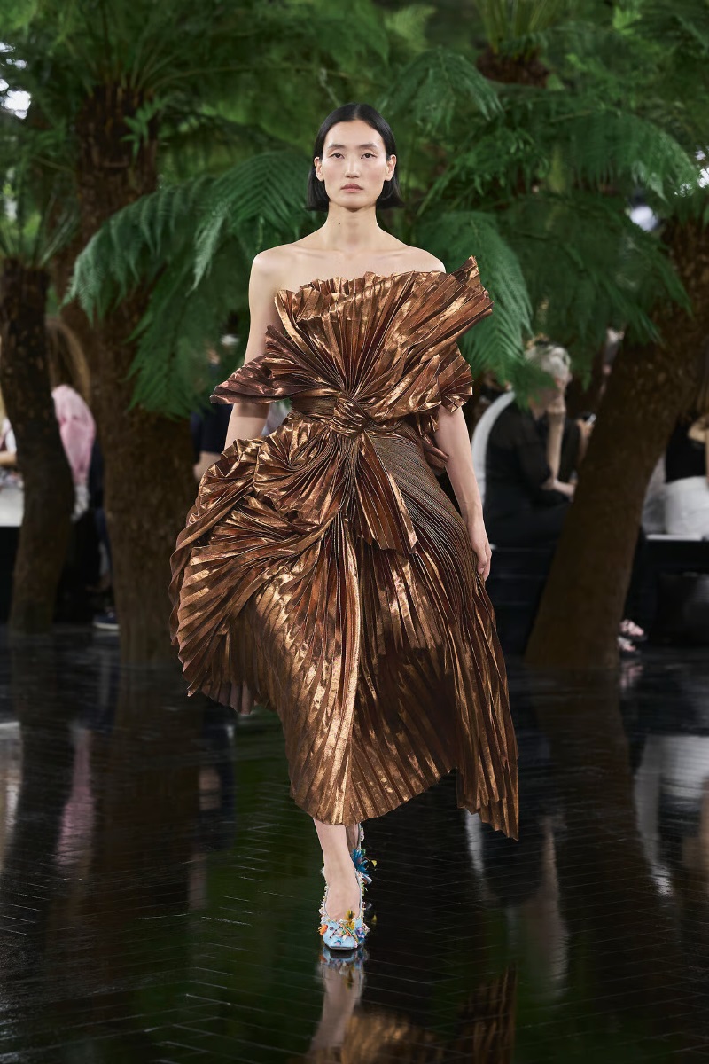 Criação da Maison Dior apresentada na Semana de Alta Costura de Paris