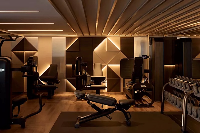 Academia Fitness do EXPLORA III com equipamentos modernos para hóspedes