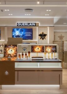 Loja Guerlain em São Paulo na Mata São Paulo com boutique de alta perfumaria francesa e produtos exclusivos de beleza de luxo.