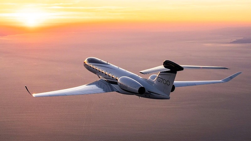 Gulfstream G700 em voo durante viagem de ultralongo alcance
