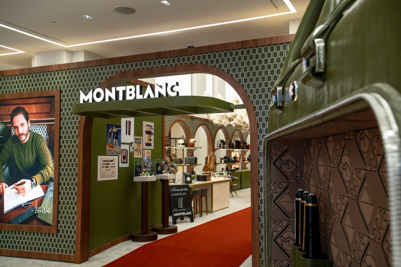Fachada do espaço Montblanc na Alsterhaus em Hamburgo