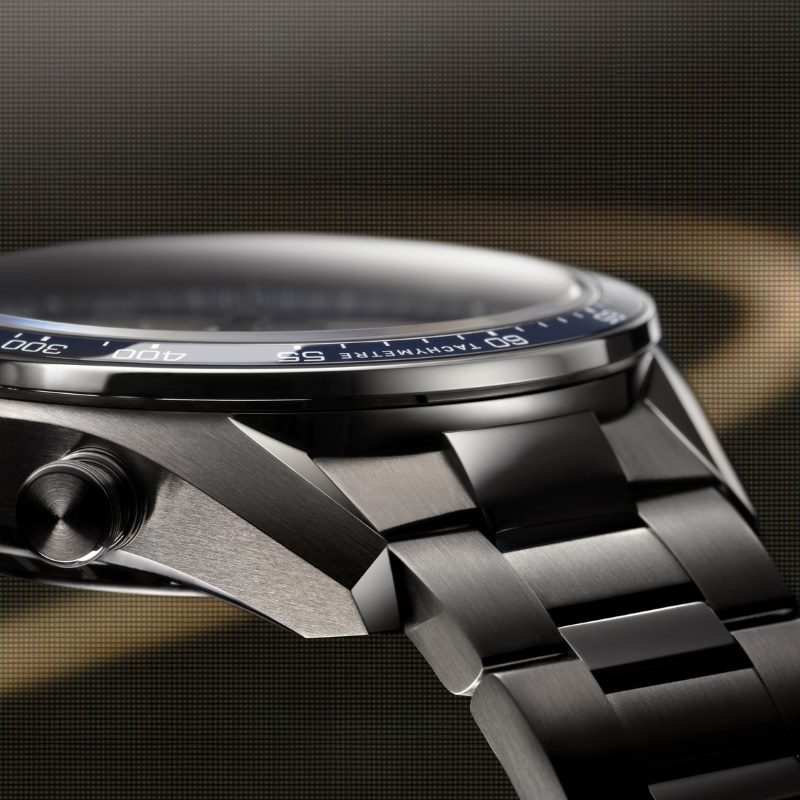 TAG Heuer Carrera Chronograph Sport CDB2111 com conexão entre caixa e pulseira
