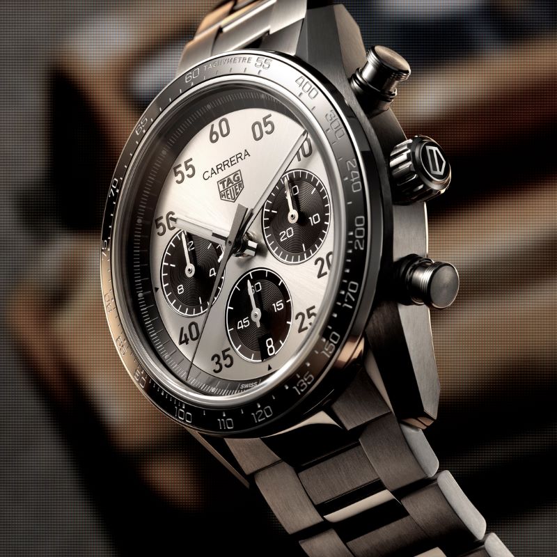 TAG Heuer Carrera Chronograph Sport CDB2113 em configuração panda