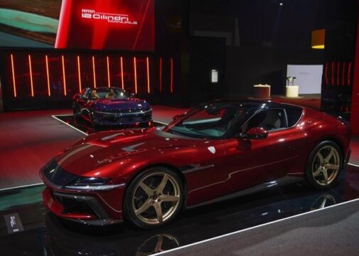 Ferrari 12Cilindri Manuale em exposição no Universo Ferrari na Índia