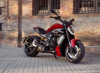 Ducati XDiavel V4 destaca design italiano e conceito de sport cruiser premium