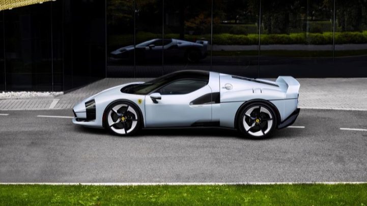 Ferrari SC40 exclusivo da Ferrari Special Projects com design inspirado no lendário Ferrari F40