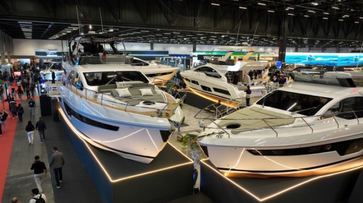 Vista aérea dos iates expostos no São Paulo Boat Show 2026